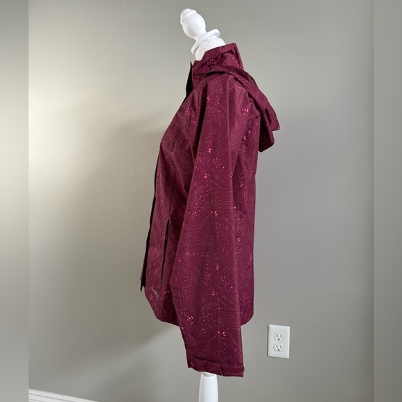 Eddie Bauer Women’s Hooded Rain Jacket - Picture 3 of 7